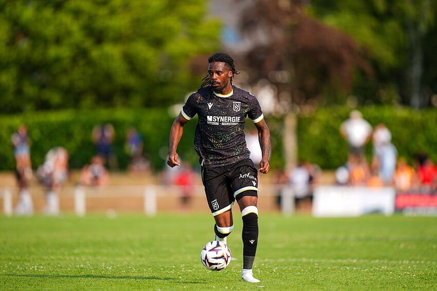 Jean-Kévin Duverne sous le maillot du FC Nantes