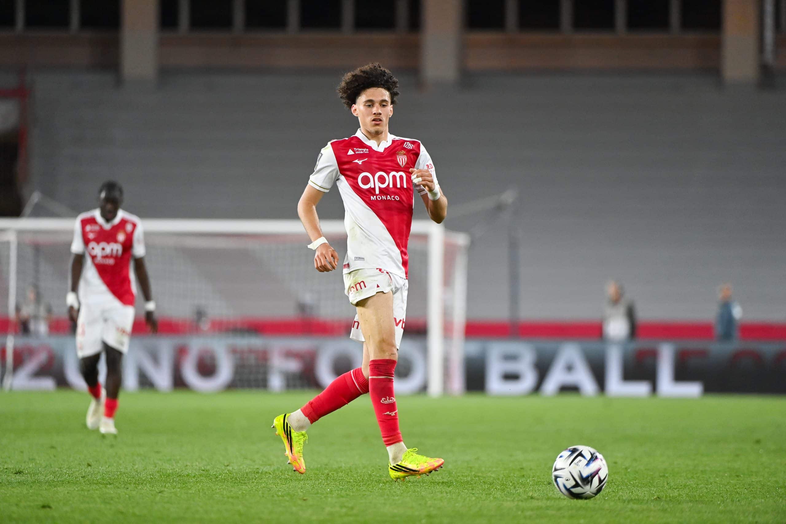 Maghnes Akliouche sous le maillot de l'AS Monaco