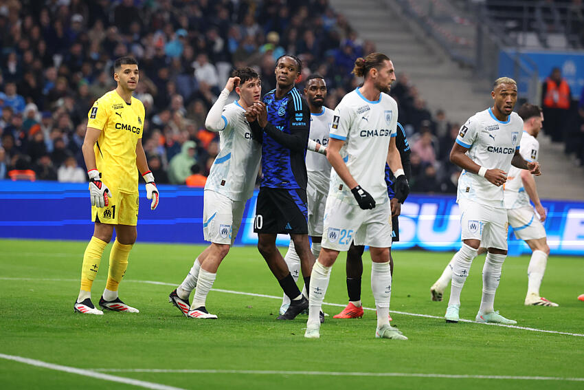 Leonardo Balerdi (OM) a eu du mal contre le RC Strasbourg.