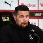 RC Lens – PSG (0-2) : Pierre Ménès valide la supériorité de Paris et pointe un casse-tête mercato pour Sage la saison prochaine 