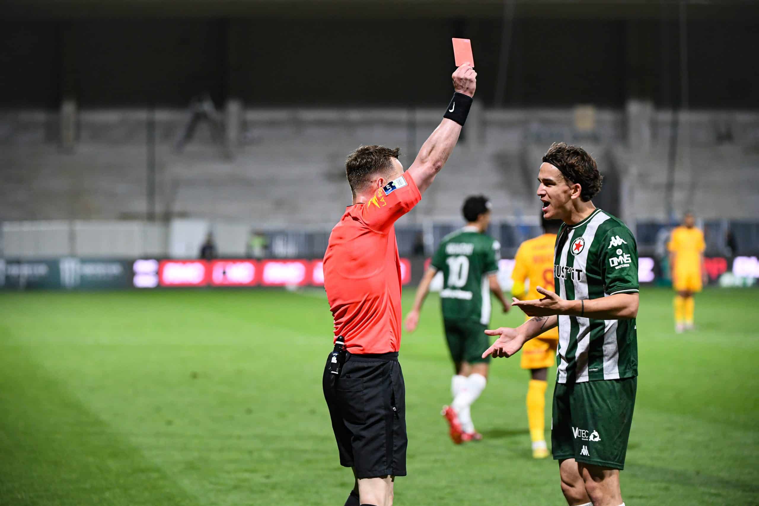 Après une saison pleine, Haag surprend tout le monde