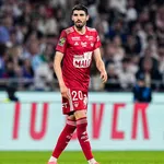 Stade Rennais Mercato : coup de tonnerre pour Lees-Melou, un courtisan recalé pour Kalimuendo !