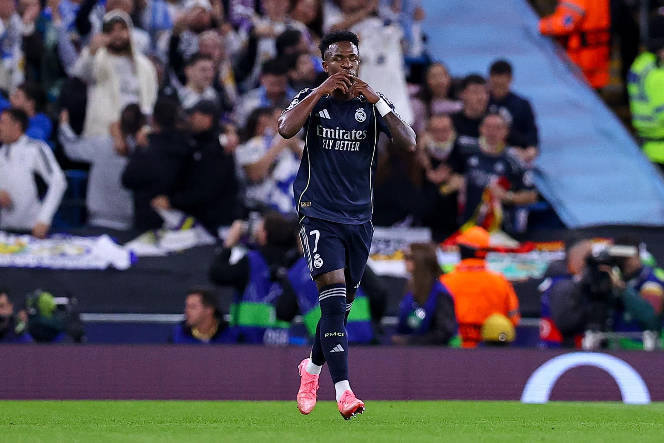 Vinicius Jr célébrant son but contre Manchester City.