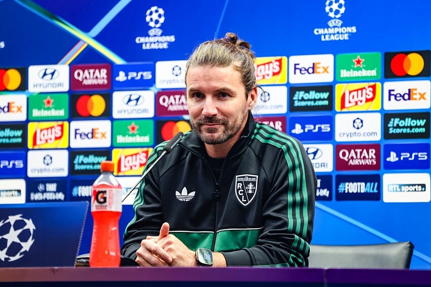 Yannick Cahuzac (RC Lens) en conférence de presse