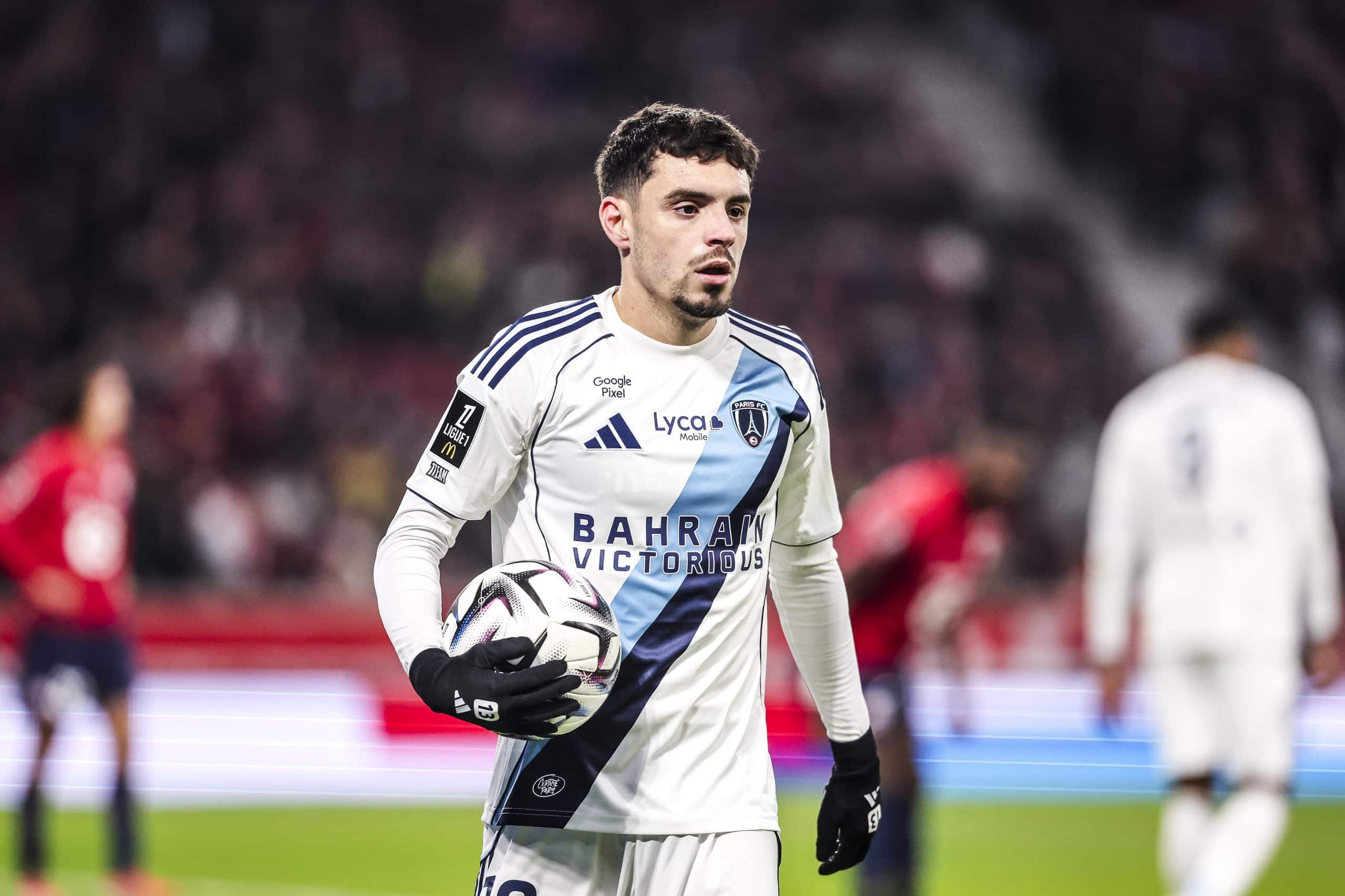 Mathieu Cafaro sous le maillot du Paris FC