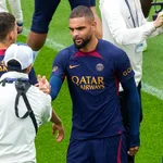 PSG Mercato : après le FC Nantes, un autre club de Ligue 1 prêt à relancer Kurzawa !