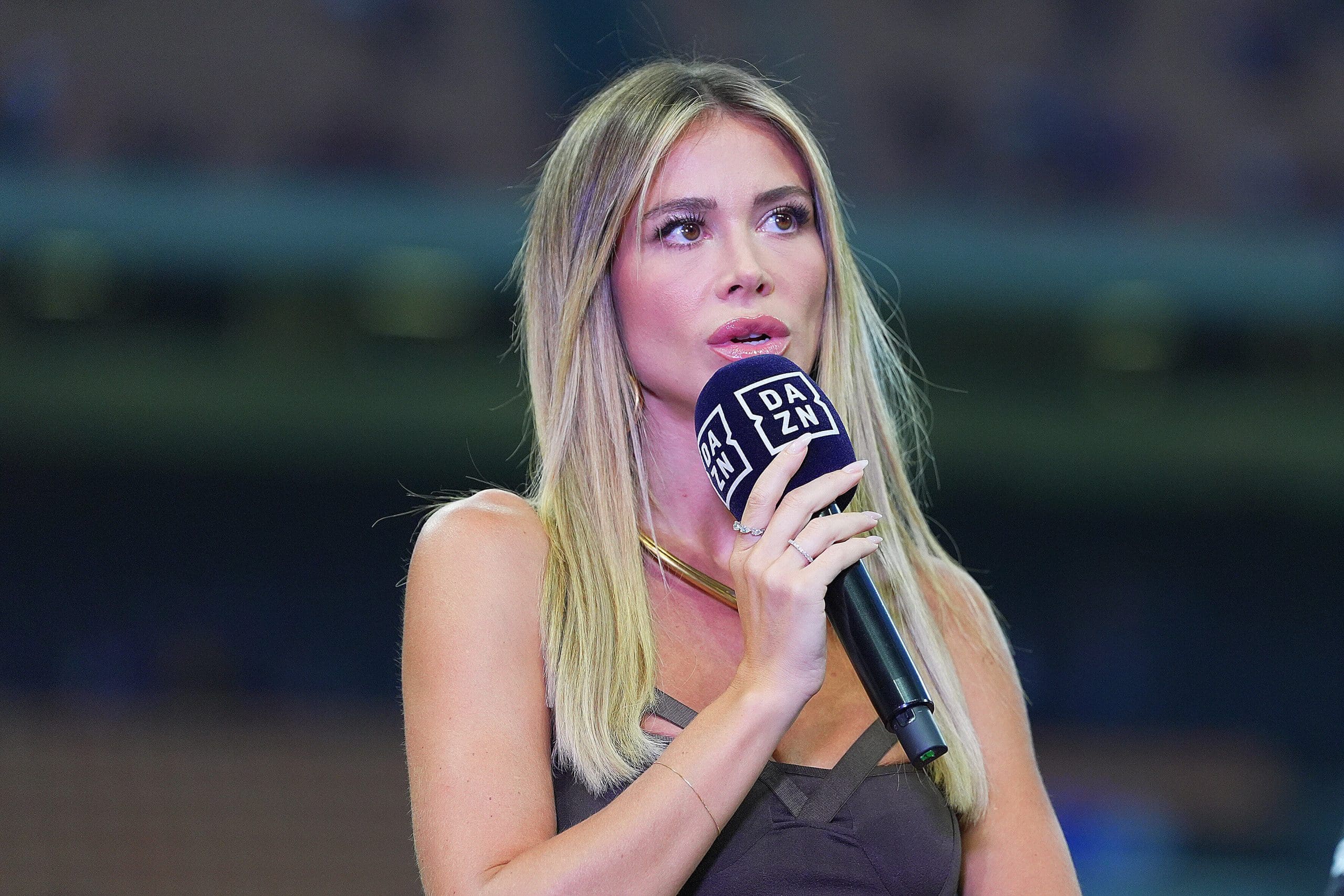 Diletta Leotta à l'époque où elle commentait les matches de Serie A pour DAZN.