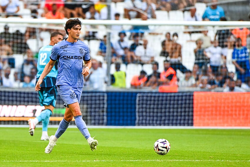 Leonardo Balerdi sous le maillot de l'OM