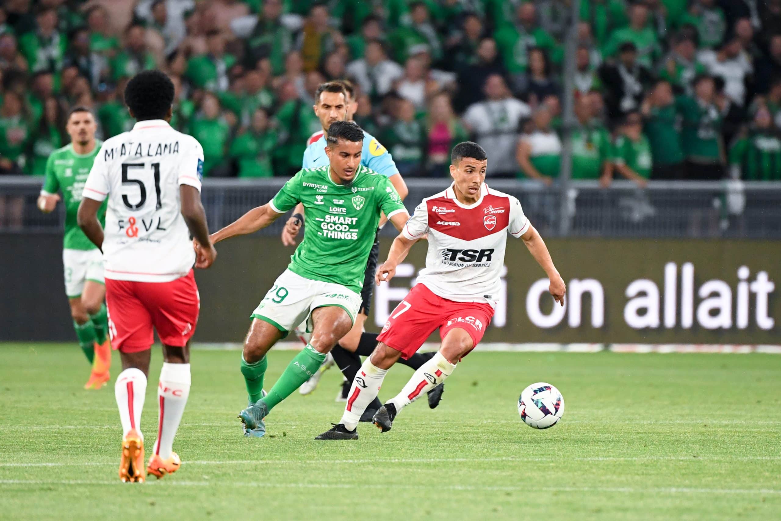 ASSE : un accord scelle désormais le départ de Moueffek !