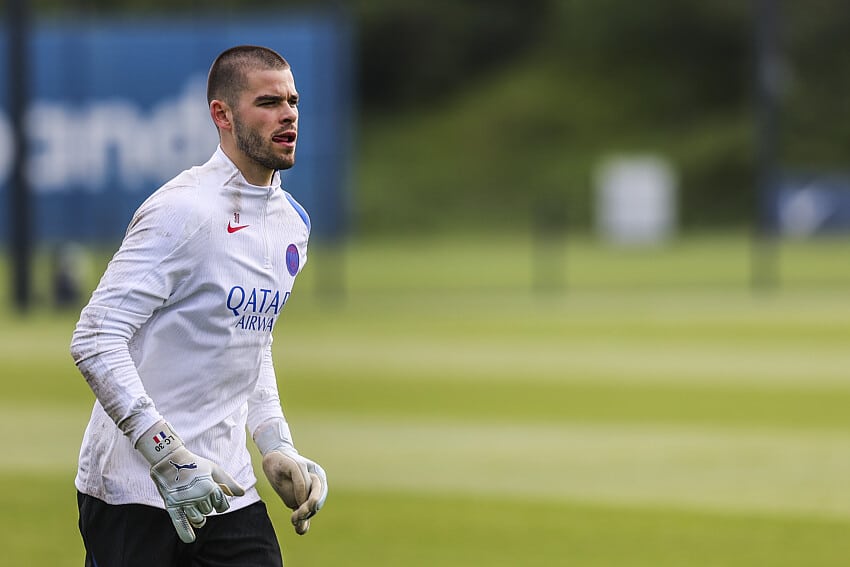 Lucas Chevalier (PSG)