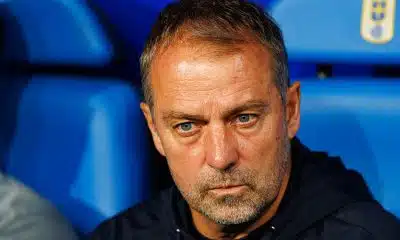 FC Barcelone : Flick intègre une femme à son staff, le vestiaire en folie ! 