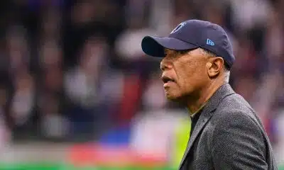 FC Nantes : Antoine Kombouaré s&rsquo;agace d&rsquo;un cadeau empoisonné au Paris FC !