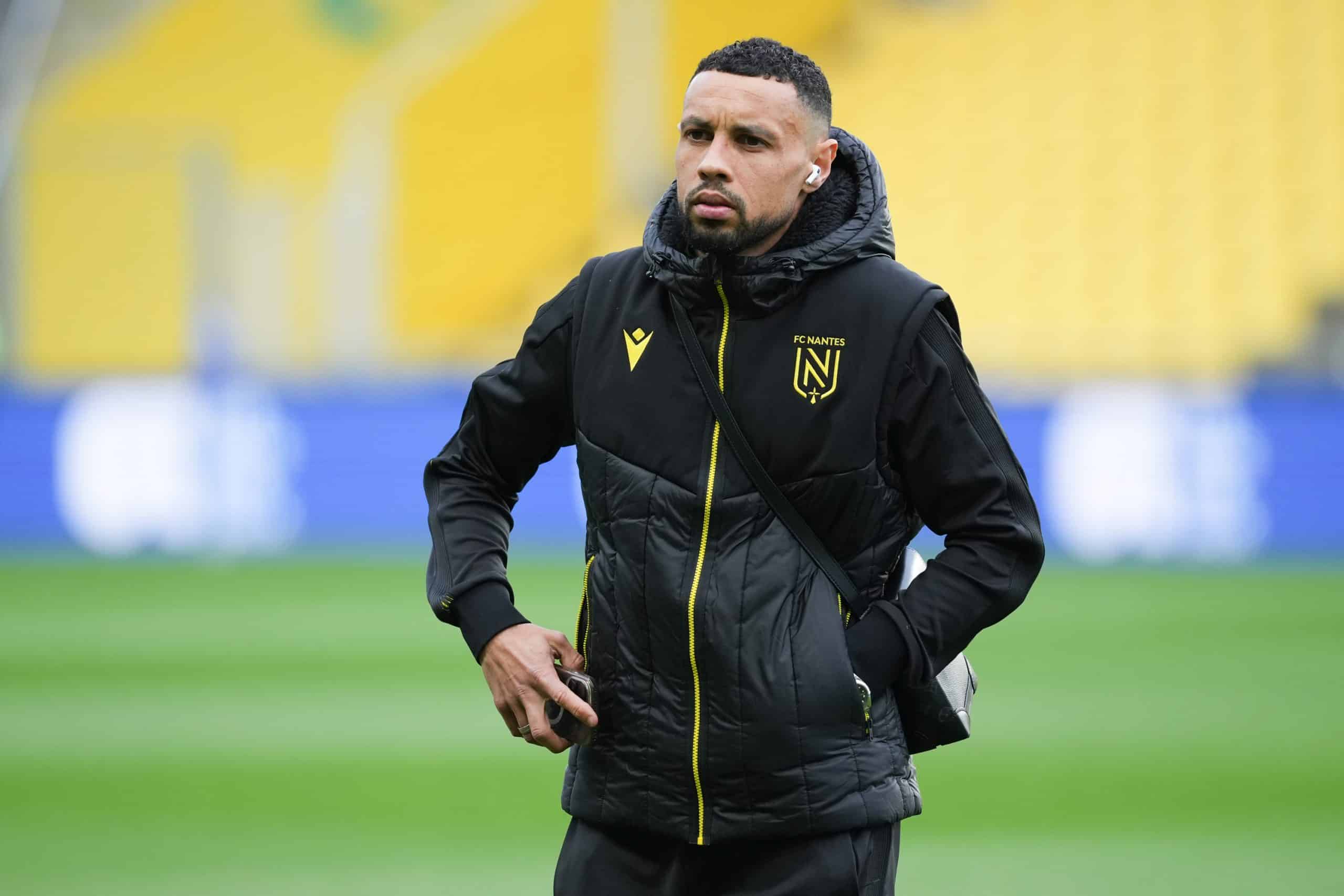 Francis Coquelin lors d'un avant-match avec le FC Nantes.