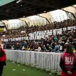 FC Nantes : les ultras nantais humilient les Kita en plein match !