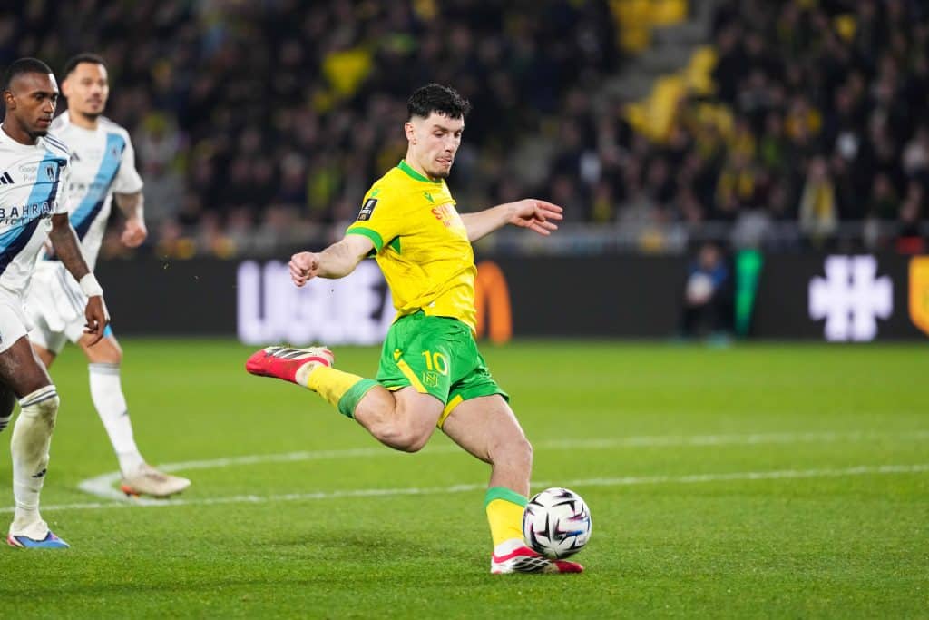 FC Nantes – Paris FC (1-2) : très mauvaise opération à la Beaujoire, les tops et flops des Canaris