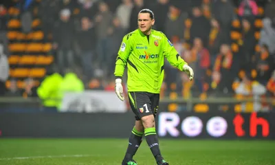 RC Lens : quand un Lensois a détruit un cadre du vestiaire… devant tout le monde !