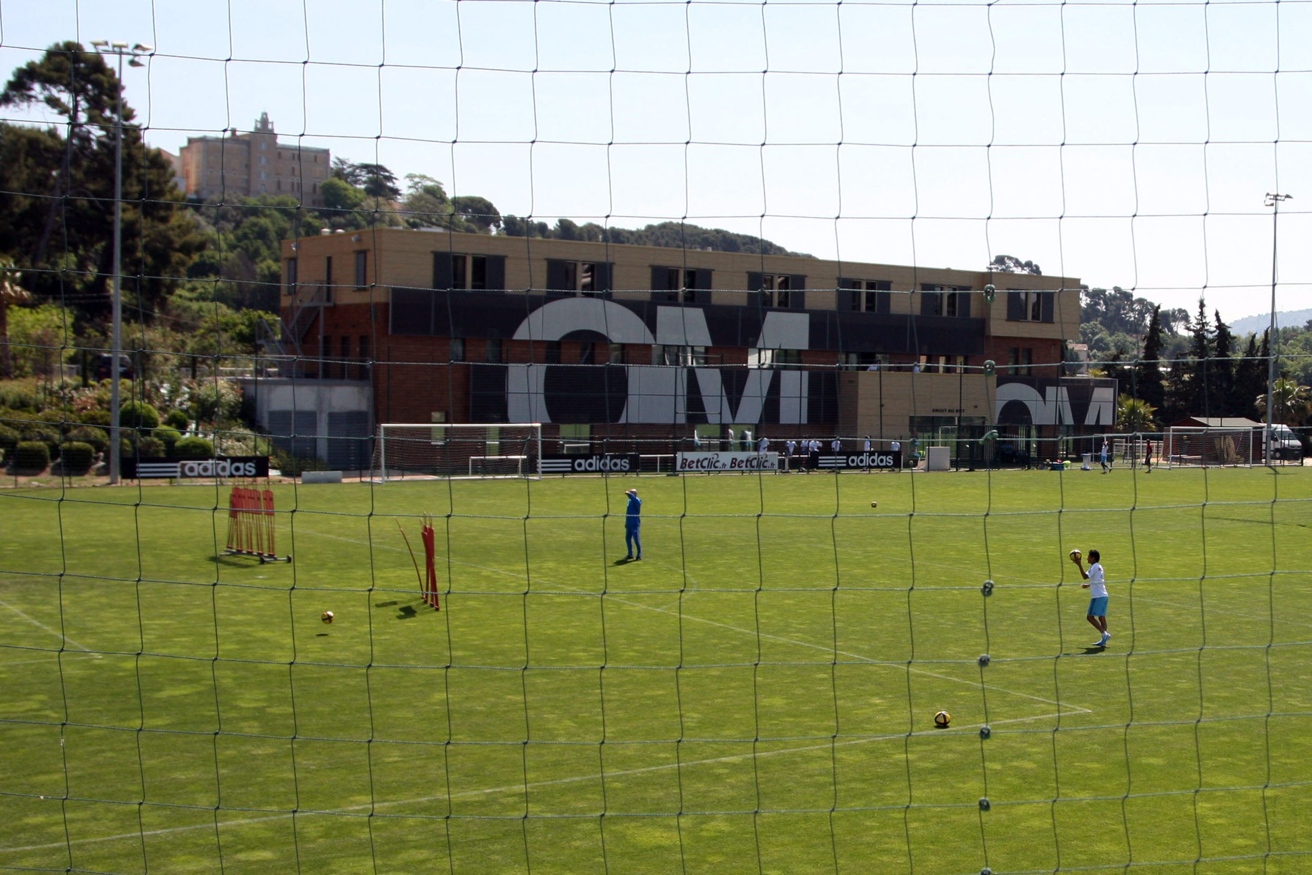 Le centre Robert Louis-Dreyfus lors d'un entraînement de l'OM en 2011.