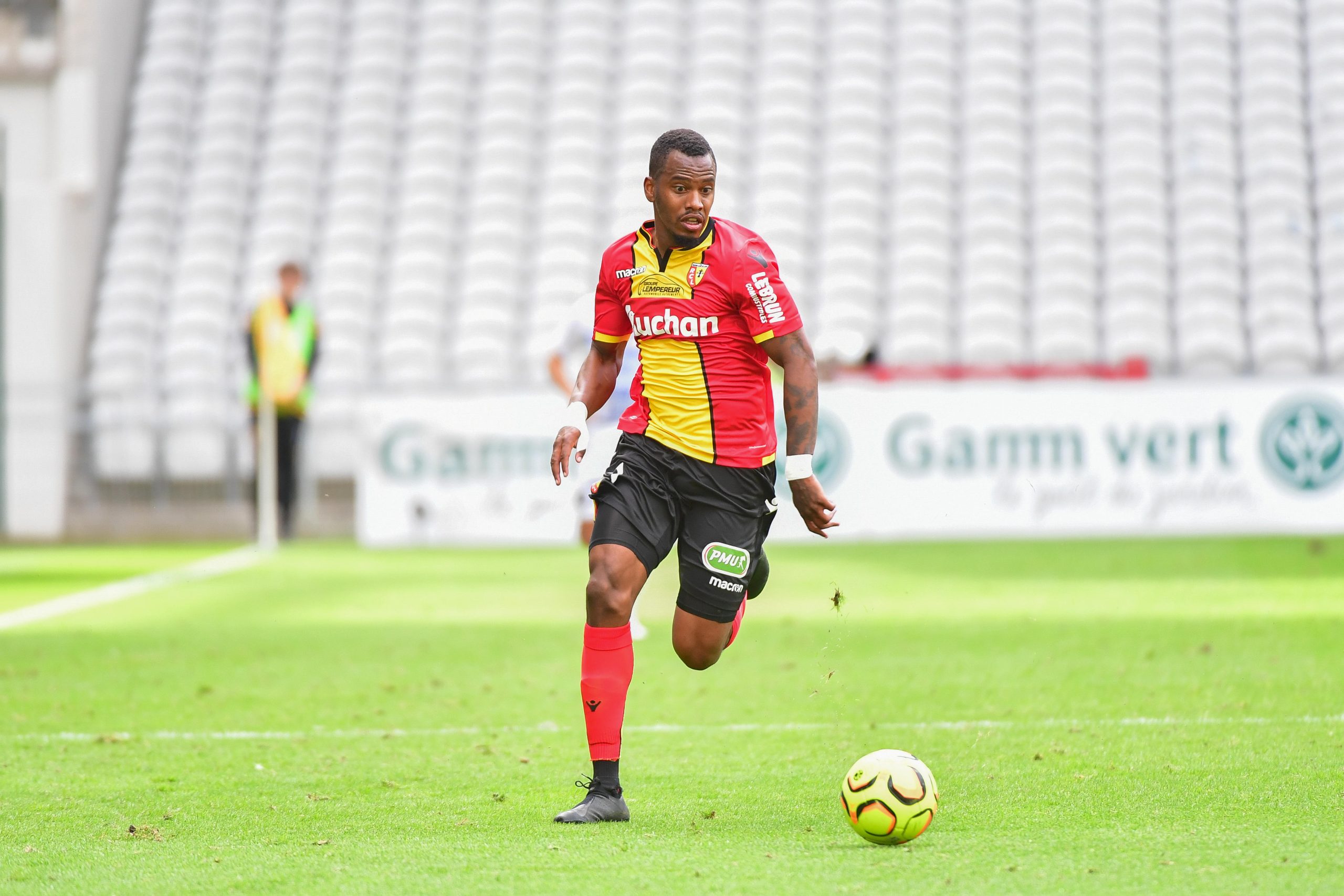 Kevin Fortuné à l'époque où il évoluait sous le maillot du RC Lens.