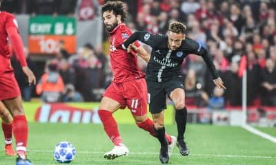 Mohamed Salah face à Neymar lors d'un Liverpool-PSG en 2018.