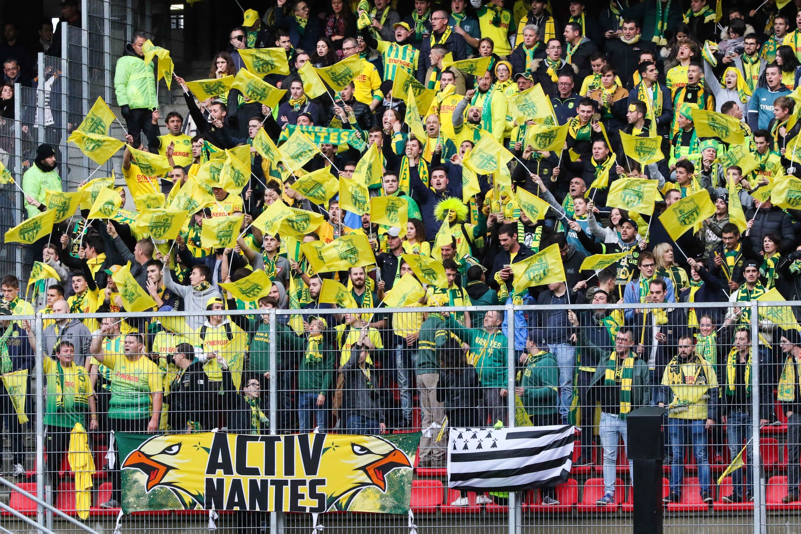 Le kop nantais au Roazhon Park.