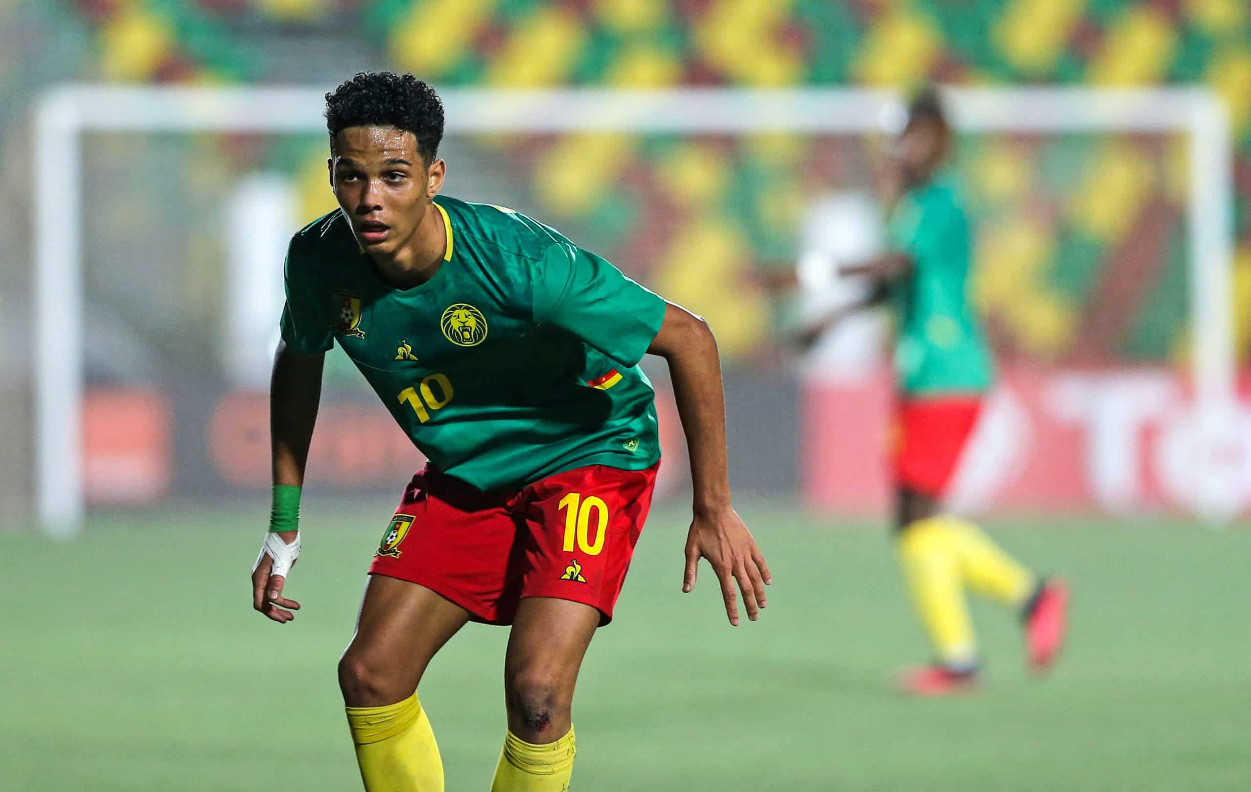 Etienne Eto'o avec le maillot du Cameroun.