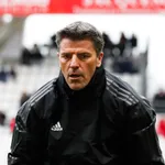 OL : Coupet en larmes aux adieux à Bernard Lacombe et très inquiet pour l&rsquo;avenir de l&rsquo;OL