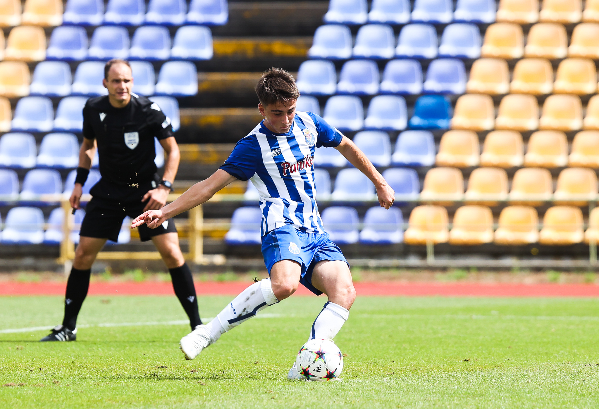 OM Mercato : un latéral du FC Porto visé, coup dur avec Noa Lang