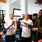 L&rsquo;équipe de France prend Dembélé et Benzema pour dézinguer le PSG