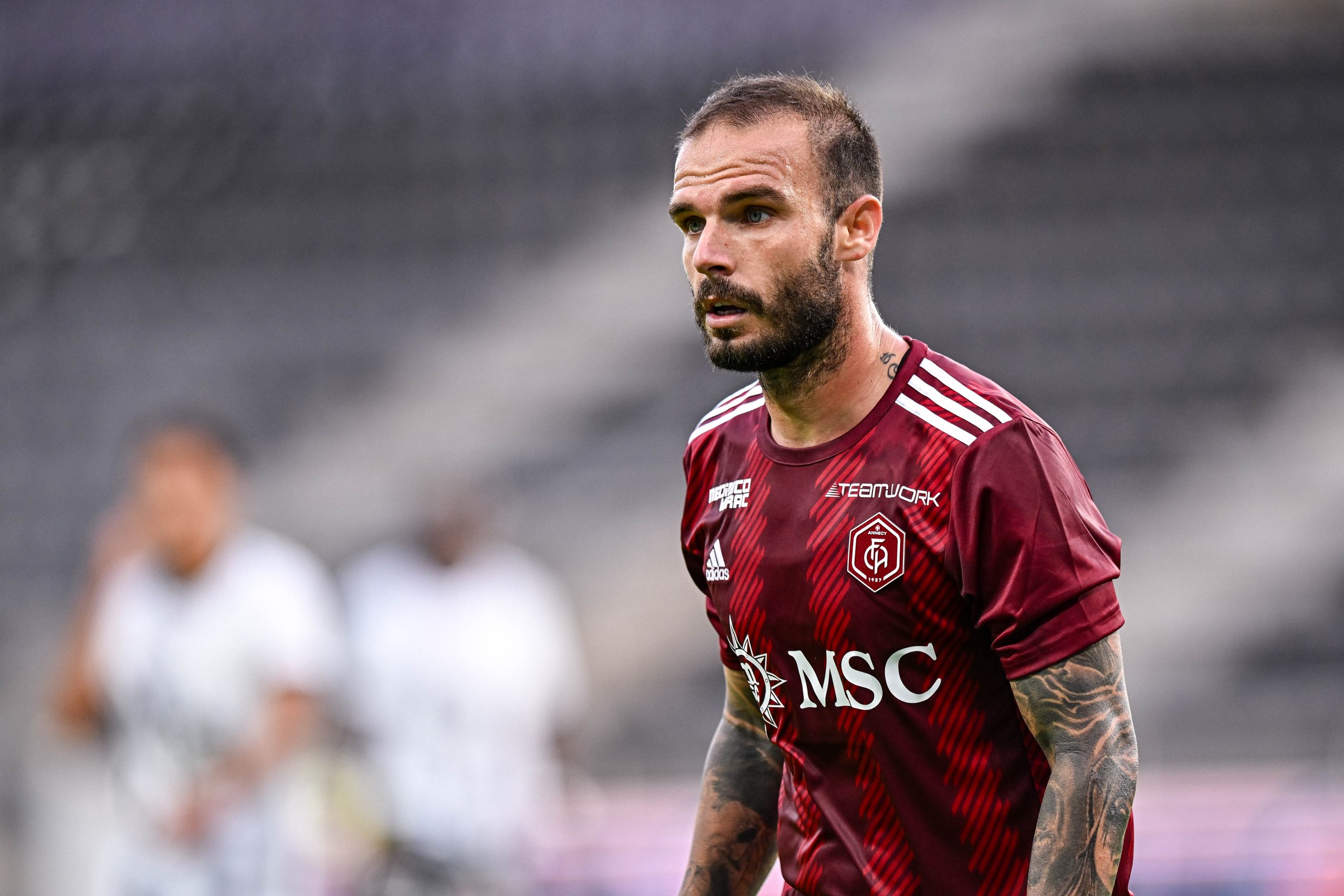 OGC Nice : Bosetti lance une requête à Ineos, le RC Lens cité en exemple