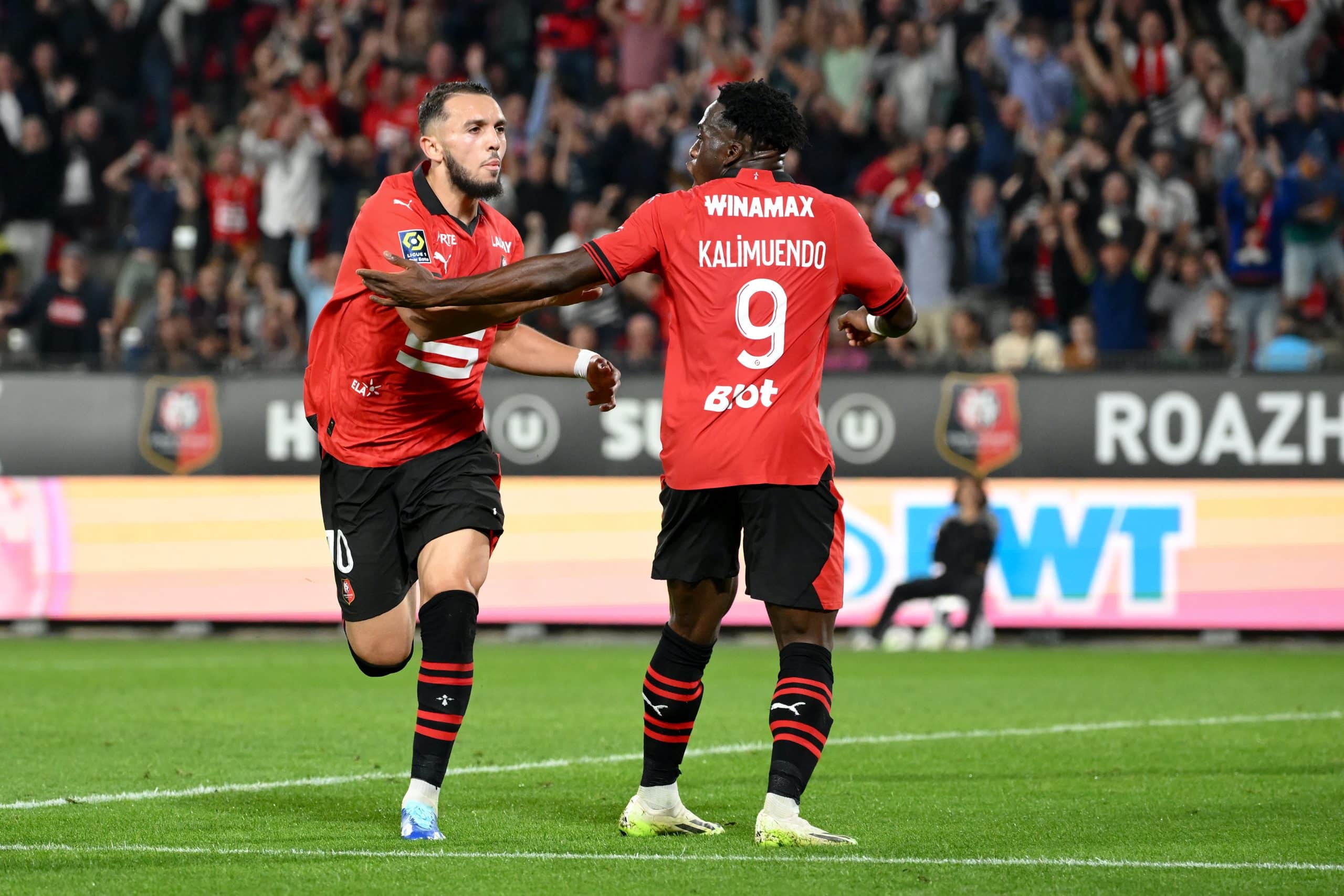 Amine Gouiri et Arnaud Kalimuendo au Stade Rennais.