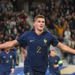 LOSC Mercato : Lille veut rapatrier Benjamin Pavard et cible un ancien du FC Nantes en plan B