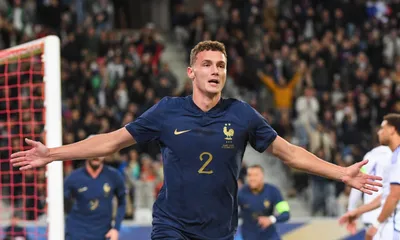 LOSC Mercato : Lille veut rapatrier Benjamin Pavard et cible un ancien du FC Nantes en plan B