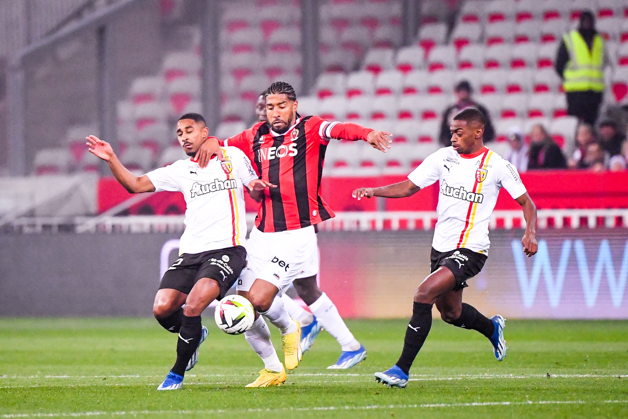 Wesley Saïd et David Pereira Da Costa, la saison dernière, lors d'un Nice-RC Lens.