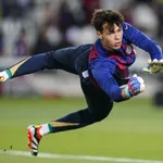 FC Barcelone : un nouveau gardien débarque en urgence, Flick croit beaucoup en lui