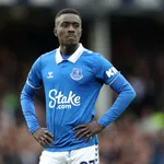 PSG : l&rsquo;expulsion lunaire d&rsquo;Idrissa Gueye (vidéo)