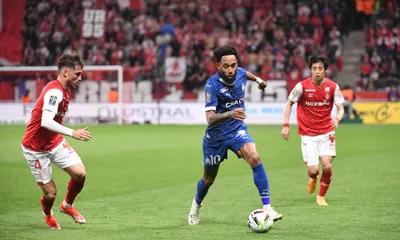 OM Mercato : Aubameyang arrive, on sait déjà s’il passera devant Gouiri !  