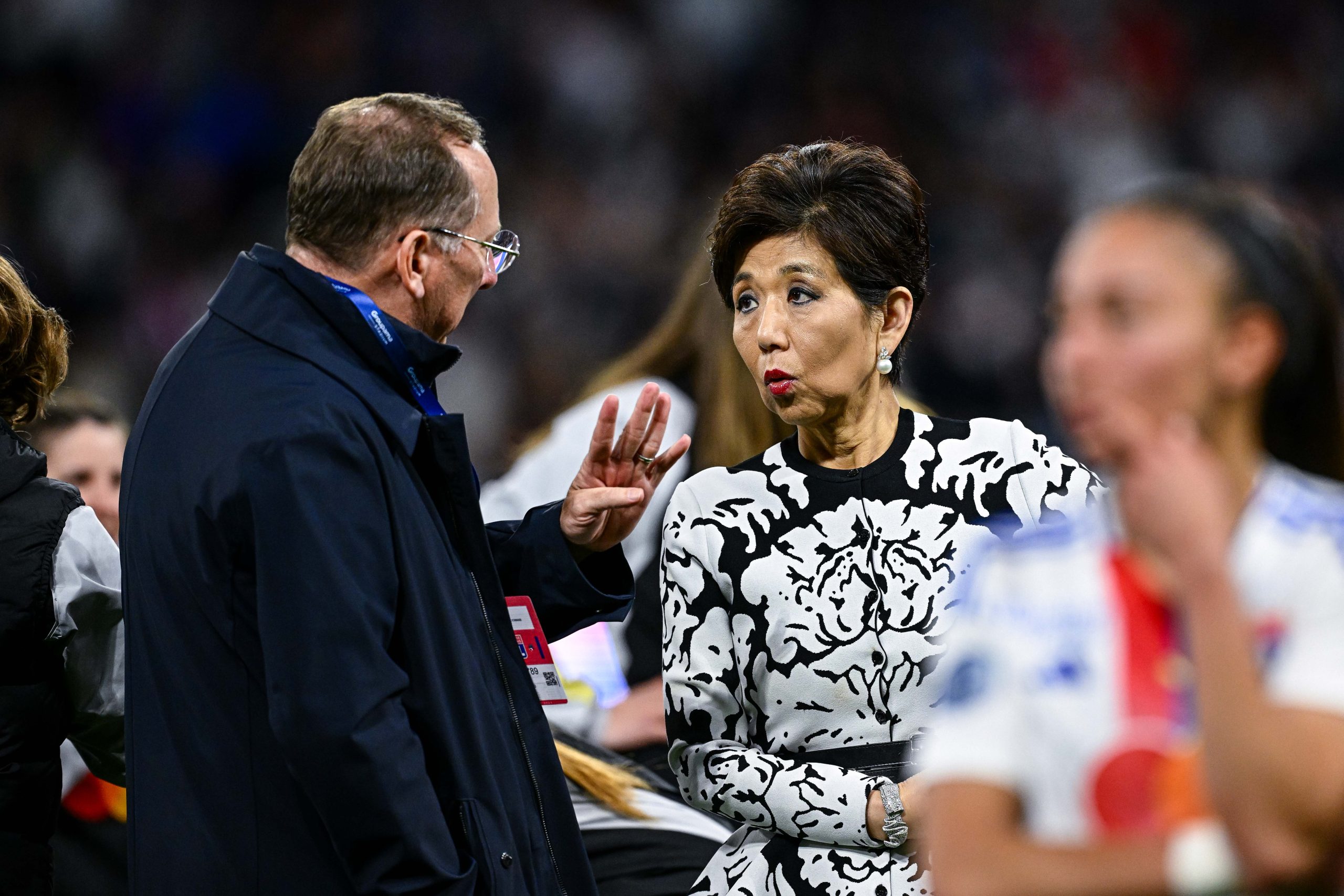 John Textor et Michele Kang à la fin d'un match de l'OL féminin.