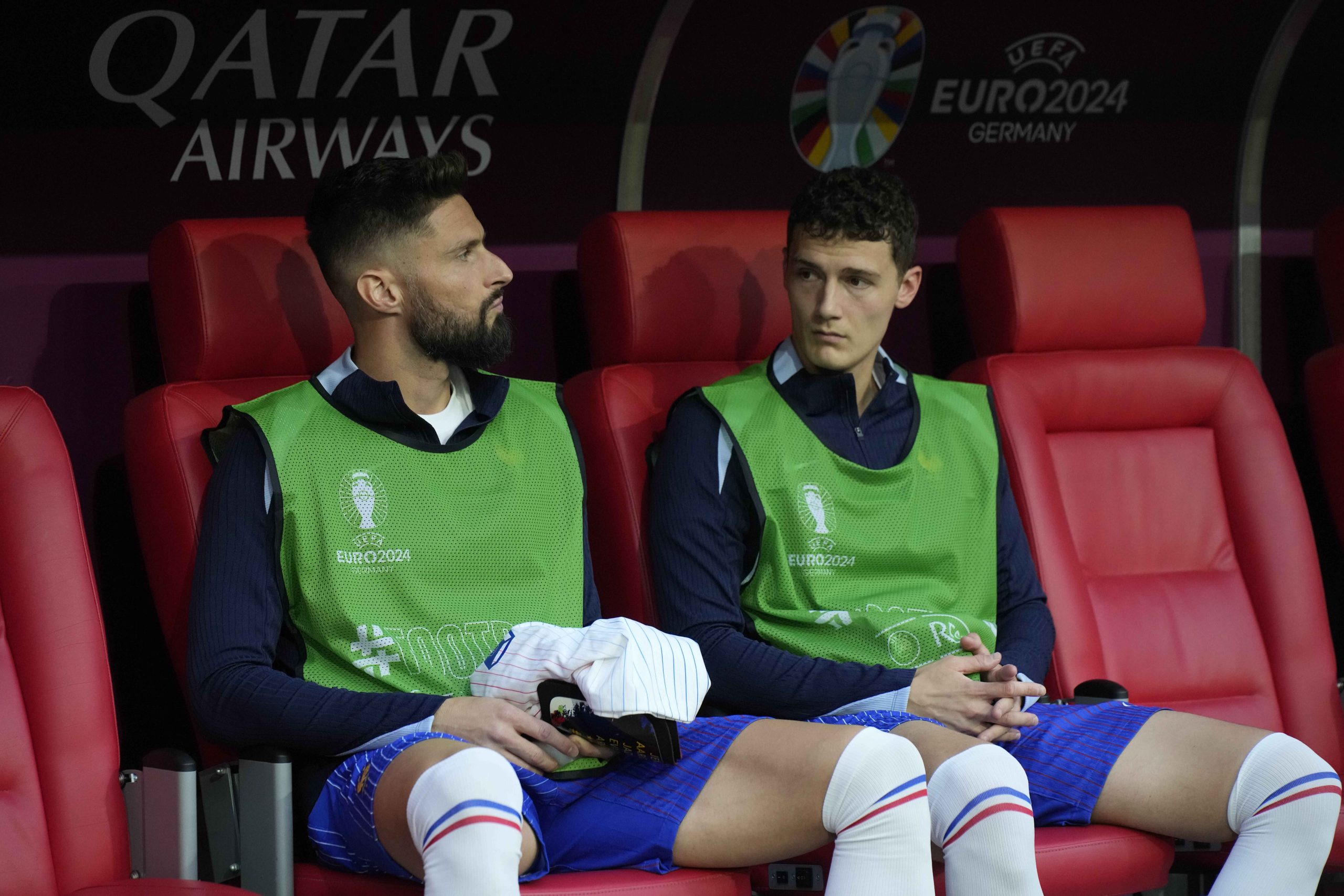 LOSC Mercato : Olivier Giroud lâche un indice sur un futur retour de Benjamin Pavard à Lille
