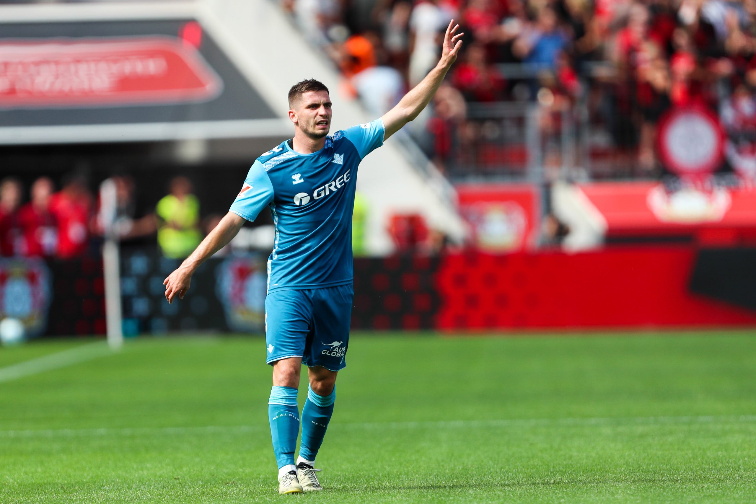 OM Mercato : un ancien latéral du Stade Brestois sur le point de signer ?