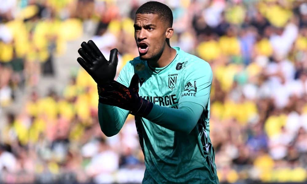 Alban Lafont, le gardien du FC Nantes proche du RC Lens ?