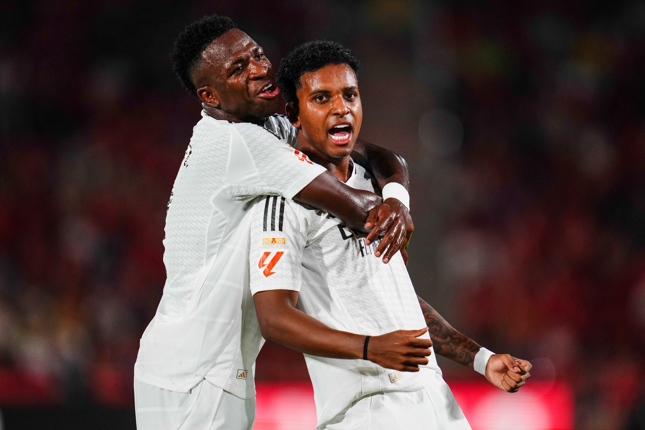 Real Madrid Mercato : Xabi Alonso clarifie l'avenir de Vinicius Jr et de Rodrygo