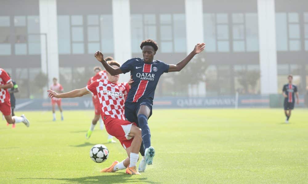 Le capitaine des U19 du PSG Oumar Camara.