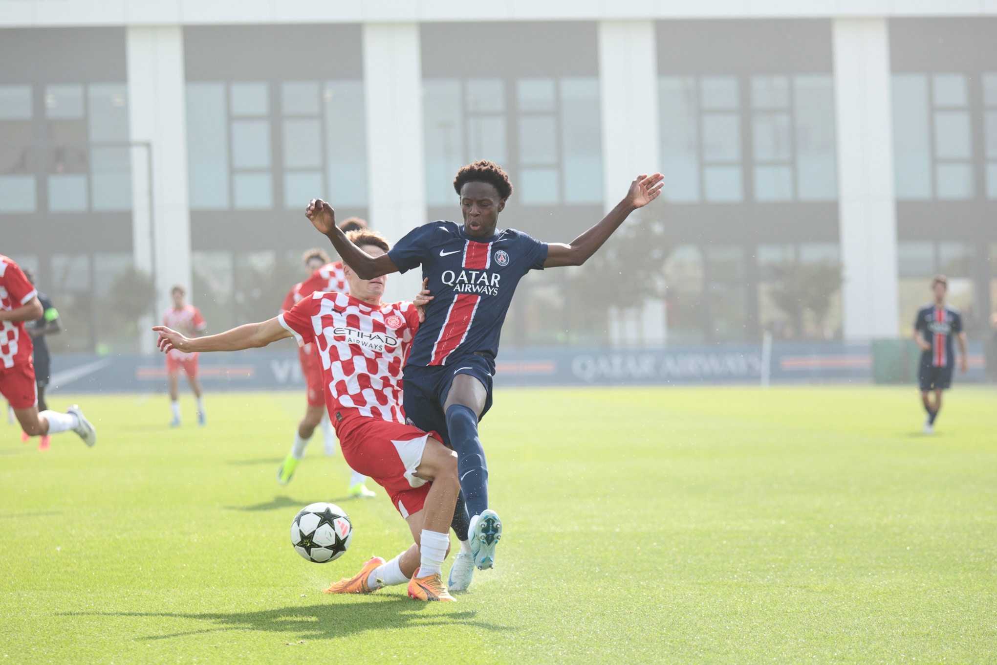 Le capitaine des U19 du PSG Oumar Camara.