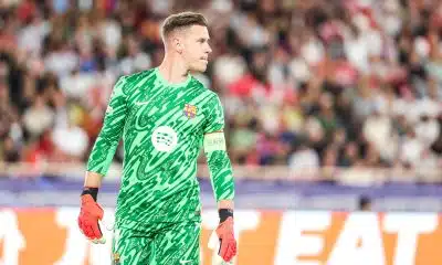 FC Barcelone : un renfort inattendu s’offre à Flick !