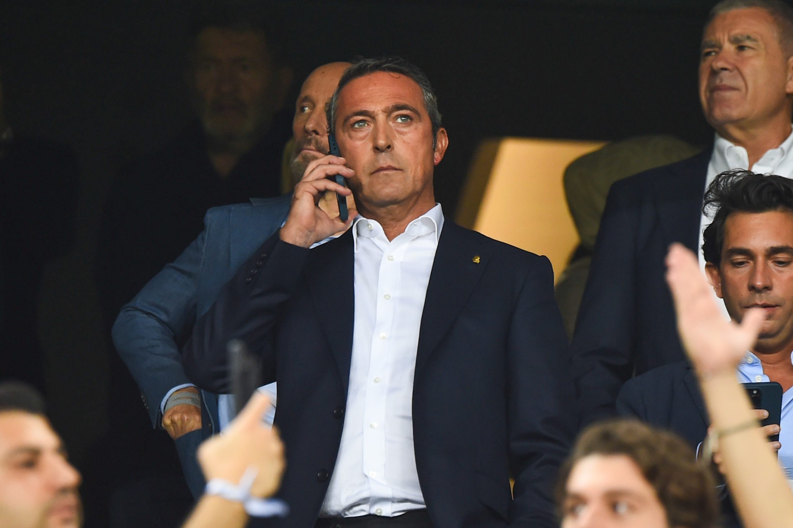 Le président de Fenerbahçe en remet une couche sur Mourinho, la presse turque dézingue le Special One !