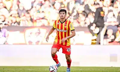 RC Lens Mercato : Khusanov est arrivé à Manchester !