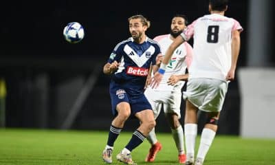 Le milieu des Girondins Emeric Depussay en action face à Bassens