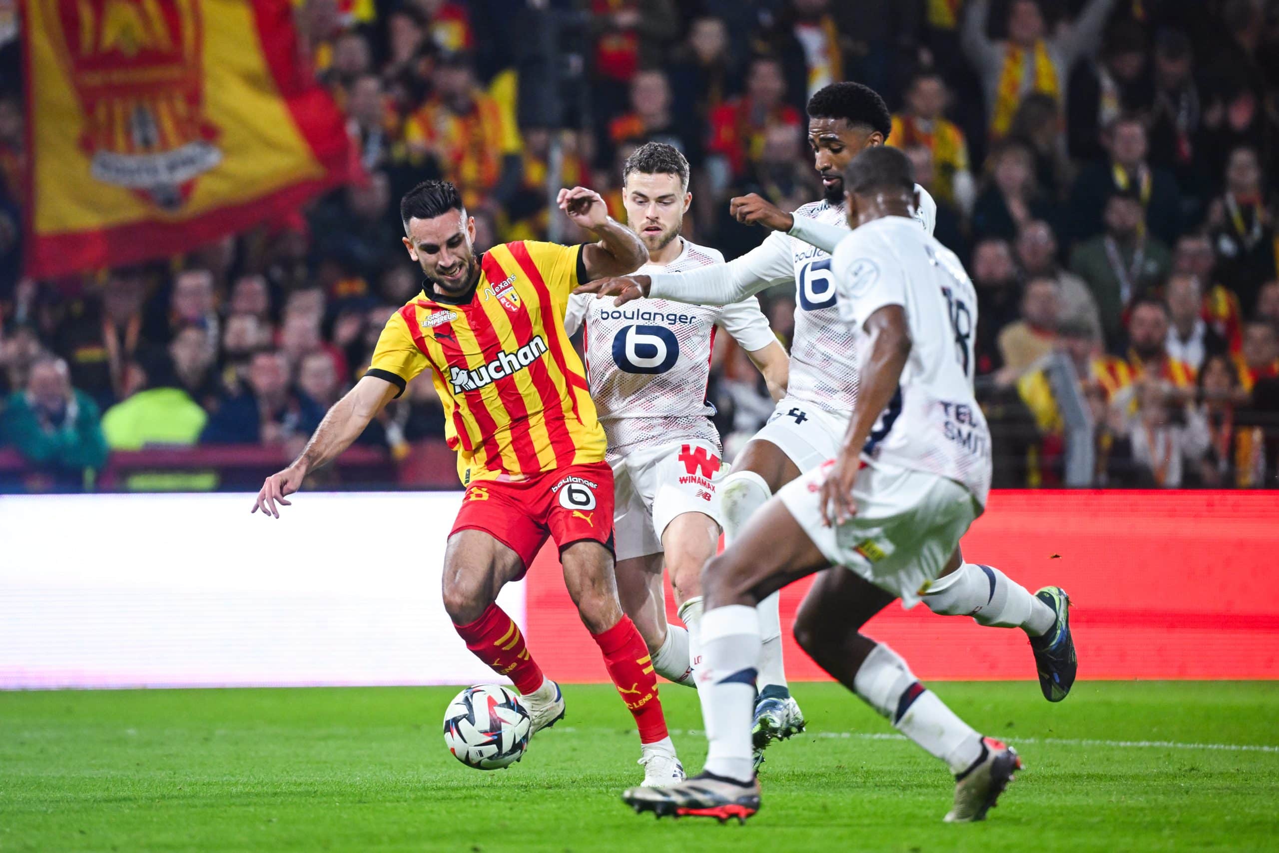 Adrien Thomasson lors du match aller entre le RC Lens et le LOSC