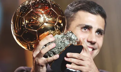 La liste des nominés pour le Ballon d&rsquo;Or, avec 9 joueurs du PSG et 4 du FC Barcelone !