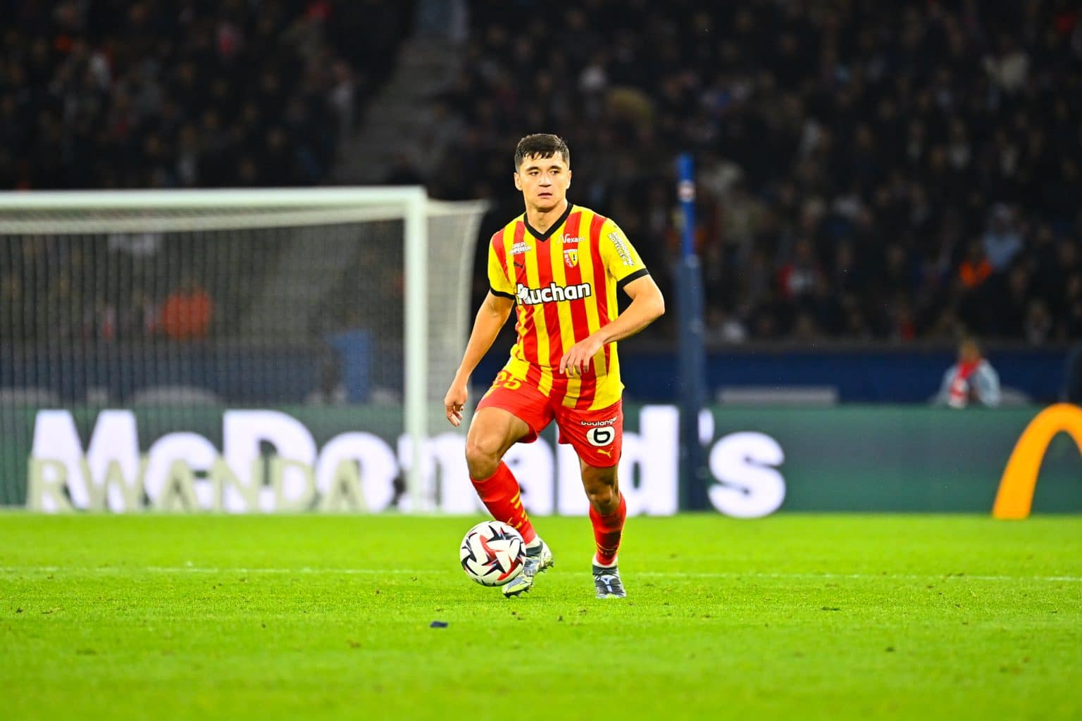 RC Lens, PSG Mercato : Les Sang Et Or Confirment Pour Khusanov - But ...